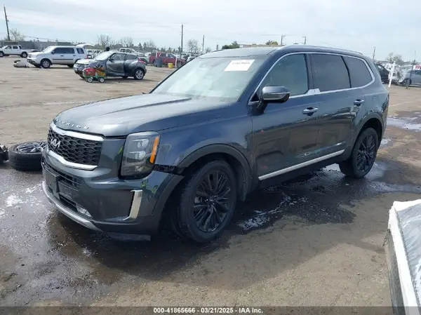 5XYP54HC2NG253361 2022 KIA TELLURIDE - Image 2