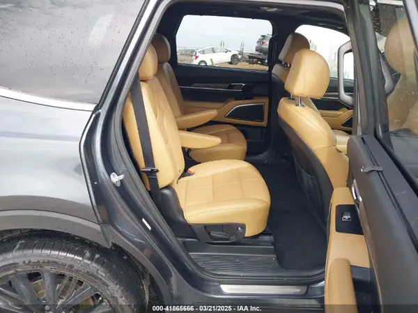 5XYP54HC2NG253361 2022 KIA TELLURIDE - Image 8
