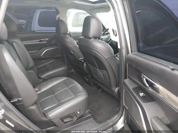 5XYP54HC5LG030986 2020 KIA TELLURIDE - Image 8