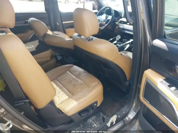 5XYP54HC5LG042474 2020 KIA TELLURIDE - Image 8