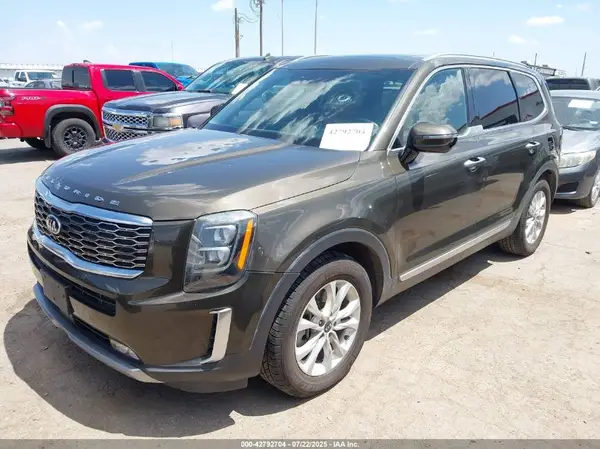 5XYP54HC6LG020323 2020 KIA TELLURIDE - Image 2