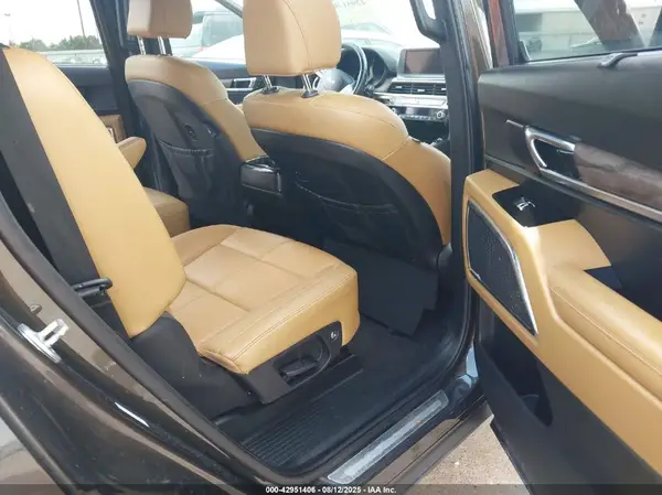 5XYP54HC6NG238863 2022 KIA TELLURIDE - Image 8