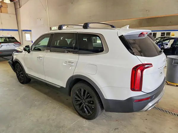 5XYP54HC6NG281406 2022 KIA TELLURIDE - Image 2