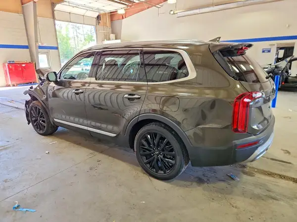 5XYP54HC8LG025944 2020 KIA TELLURIDE - Image 2