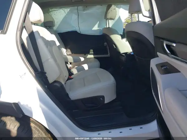 5XYP54HC8MG166904 2021 KIA TELLURIDE - Image 8