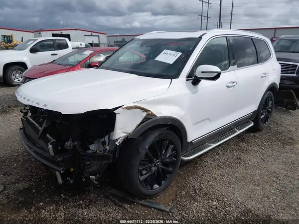 5XYP54HC9NG202178 2022 KIA TELLURIDE - Image 2