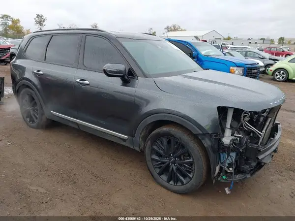 5XYP54HC9NG210457 2022 KIA TELLURIDE - Image 1