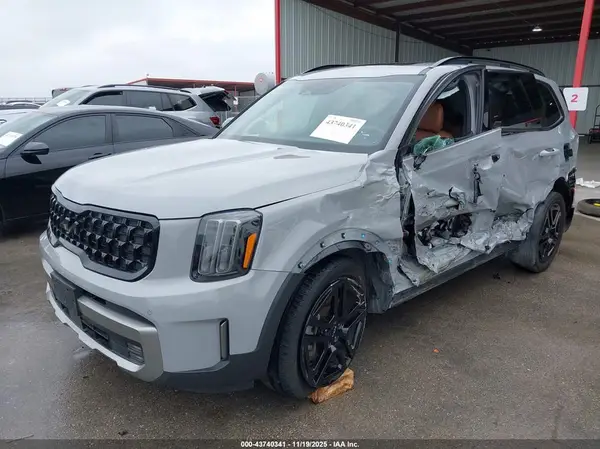 5XYP5DGC0PG369470 2023 KIA TELLURIDE - Image 2