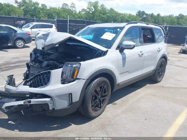 5XYP5DGC0PG370652 2023 KIA TELLURIDE - Image 2
