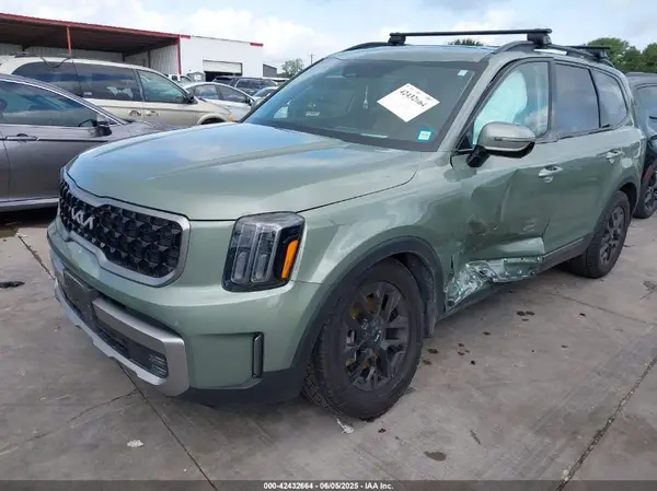5XYP5DGC1PG380025 2023 KIA TELLURIDE - Image 2