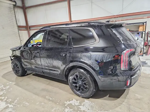 5XYP5DGC2PG327303 2023 KIA TELLURIDE - Image 2