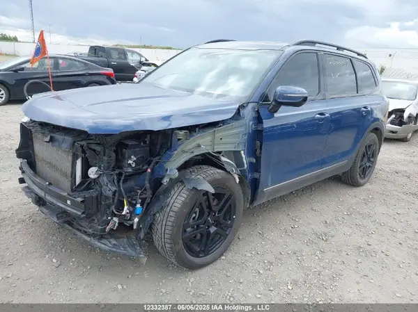 5XYP5DGC2PG343968 2023 KIA TELLURIDE - Image 2