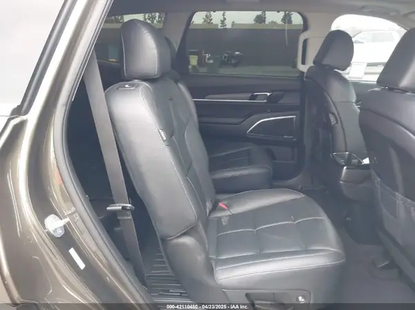 5XYP5DGC2RG417456 2024 KIA TELLURIDE - Image 8