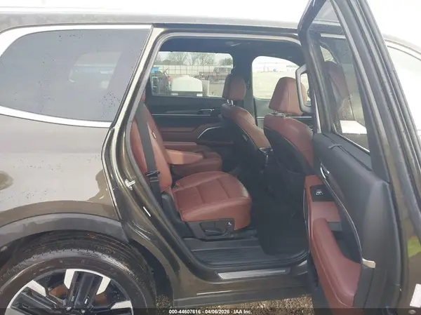 5XYP5DGC2RG461683 2024 KIA TELLURIDE - Image 8