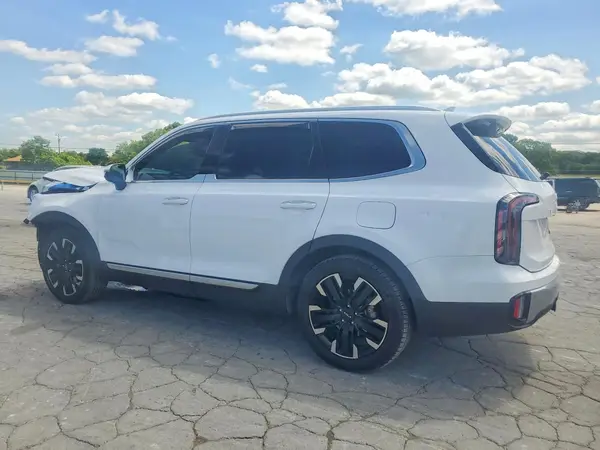 5XYP5DGC3PG341128 2023 KIA TELLURIDE - Image 2