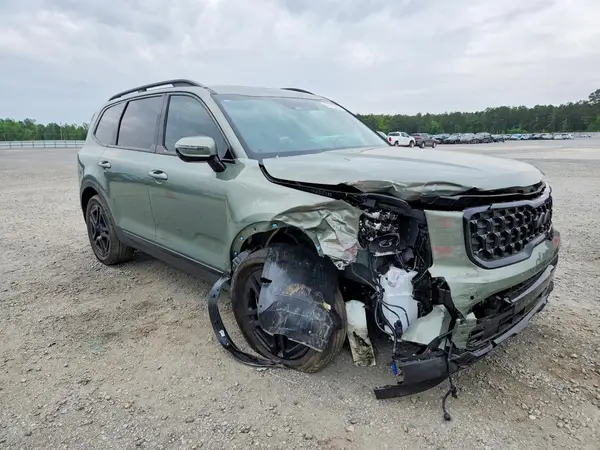 2025 KIA TELLURIDE COPART lot 51513236 auction photo 4