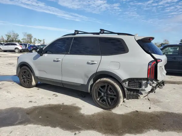 5XYP5DGC5PG327702 2023 KIA TELLURIDE - Image 2