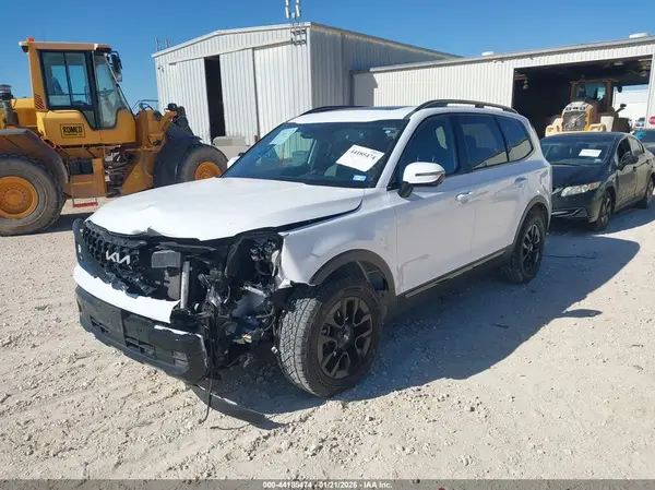 5XYP5DGC5RG496184 2024 KIA TELLURIDE - Image 2