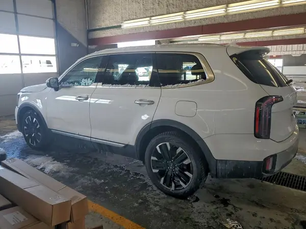 5XYP5DGC7PG366095 2023 KIA TELLURIDE - Image 2