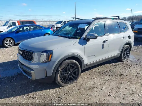 5XYP5DGC9PG390172 2023 KIA TELLURIDE - Image 2