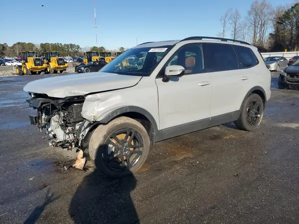 5XYP5DGCXPG370562 2023 KIA TELLURIDE - Image 1