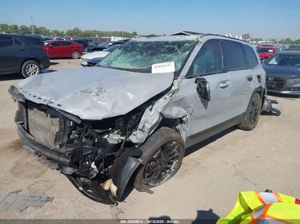 5XYP5DHC1NG217760 2022 KIA TELLURIDE - Image 2