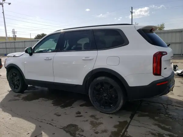 5XYP5DHC1NG227009 2022 KIA TELLURIDE - Image 2