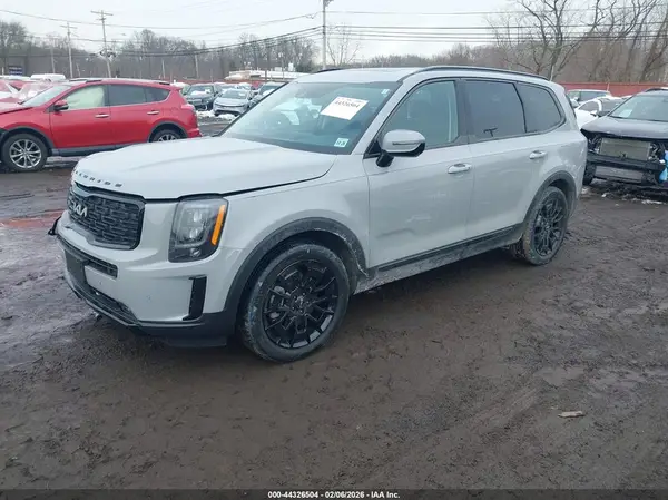 5XYP5DHC2NG221025 2022 KIA TELLURIDE - Image 2