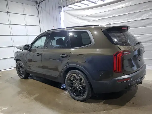 5XYP5DHC2NG276672 2022 KIA TELLURIDE - Image 2