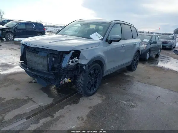 5XYP5DHC2NG288644 2022 KIA TELLURIDE - Image 2