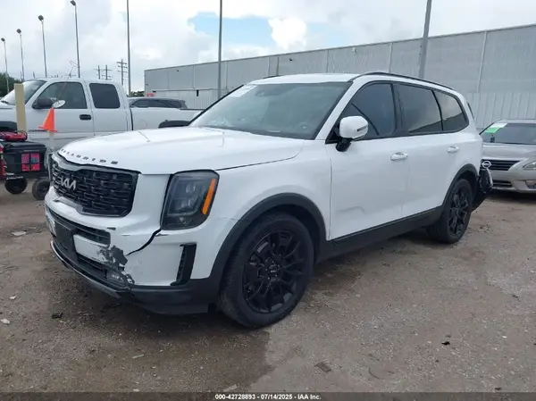 5XYP5DHC3NG303748 2022 KIA TELLURIDE - Image 2