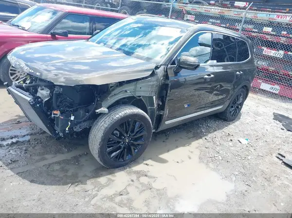 5XYP5DHC3NG306763 2022 KIA TELLURIDE - Image 2
