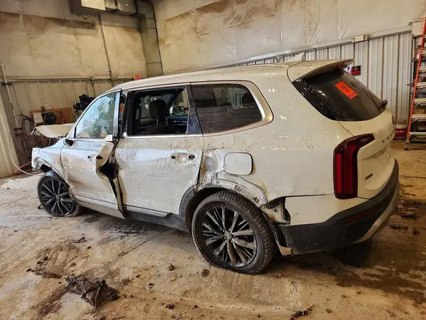5XYP5DHC4LG019784 2020 KIA TELLURIDE - Image 2