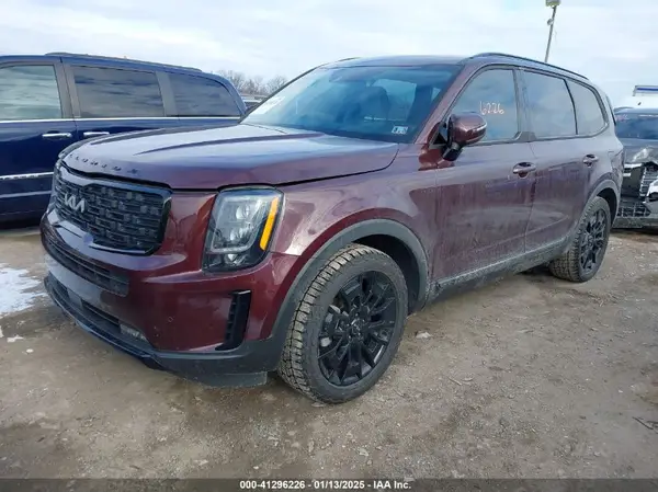 5XYP5DHC4NG194832 2022 KIA TELLURIDE - Image 2