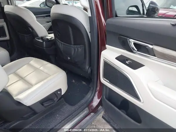 5XYP5DHC4NG194832 2022 KIA TELLURIDE - Image 8
