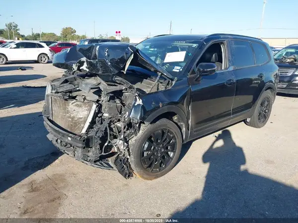 5XYP5DHC4NG221379 2022 KIA TELLURIDE - Image 2