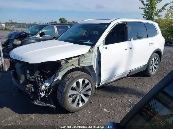 5XYP5DHC5MG155360 2021 KIA TELLURIDE - Image 2