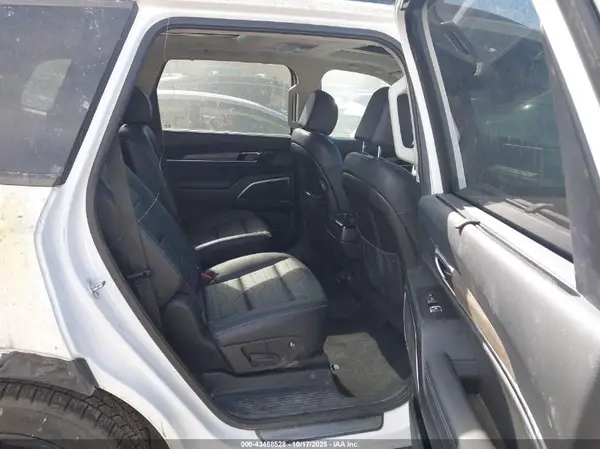 5XYP5DHC5NG303086 2022 KIA TELLURIDE - Image 8