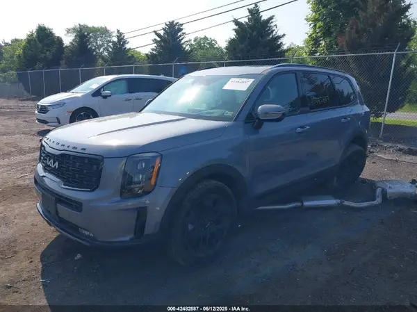 5XYP5DHC6NG267070 2022 KIA TELLURIDE - Image 2