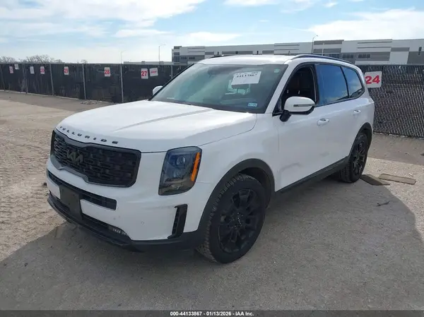 5XYP5DHC6NG312525 2022 KIA TELLURIDE - Image 2