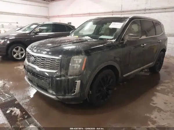 5XYP5DHC7LG021741 2020 KIA TELLURIDE - Image 2