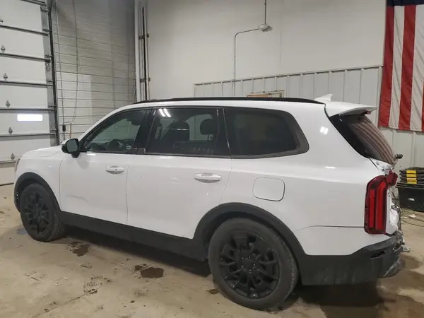 5XYP5DHC7MG177666 2021 KIA TELLURIDE - Image 2