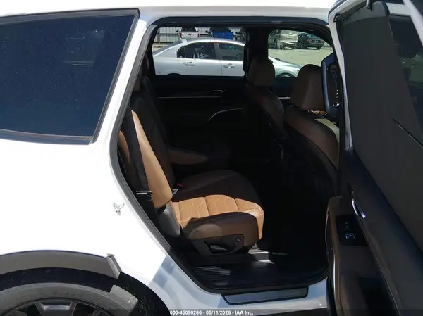 5XYP5DHC7NG207170 2022 KIA TELLURIDE - Image 8