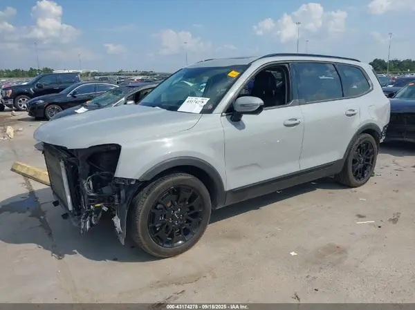 5XYP5DHC7NG251184 2022 KIA TELLURIDE - Image 2