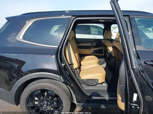5XYP5DHC8NG270875 2022 KIA TELLURIDE - Image 8
