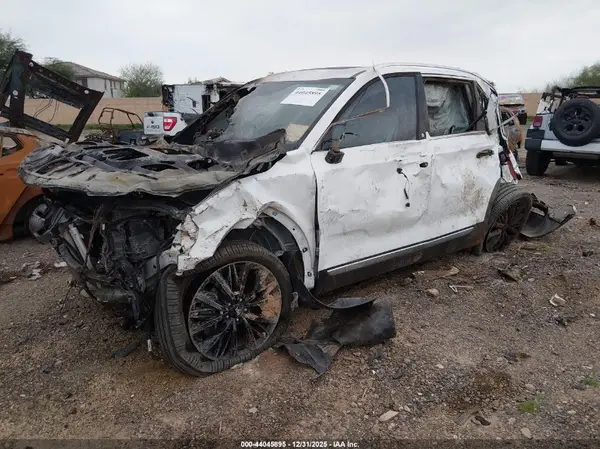 5XYP5DHC9LG094058 2020 KIA TELLURIDE - Image 2