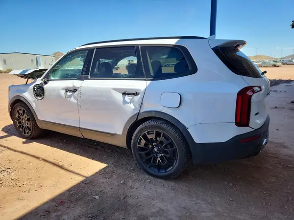 5XYP5DHC9NG253647 2022 KIA TELLURIDE - Image 2