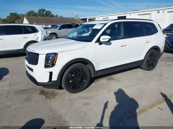 5XYP5DHC9NG296210 2022 KIA TELLURIDE - Image 2