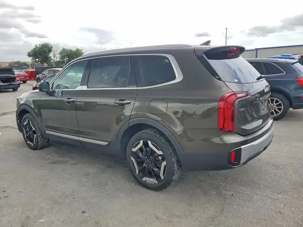 5XYP64GC0RG413855 2024 KIA TELLURIDE - Image 2