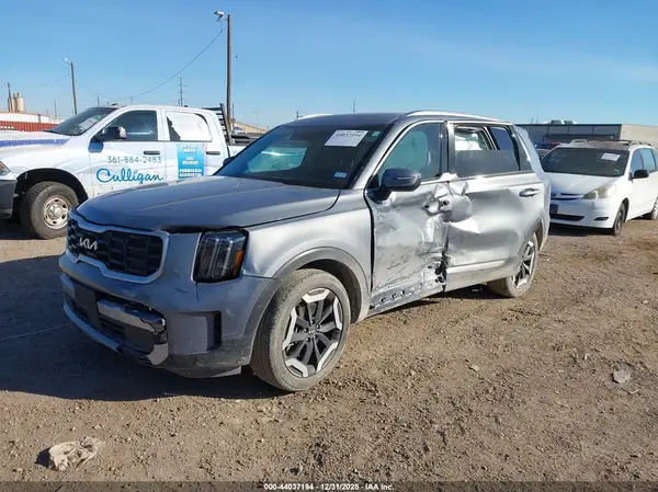 5XYP64GC0RG463185 2024 KIA TELLURIDE - Image 2